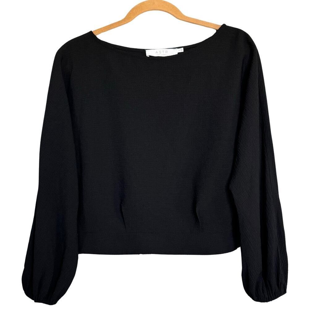 ASTR The Label Womens Top Blouse Elastic Waistband Keyhole Back Size Small Black